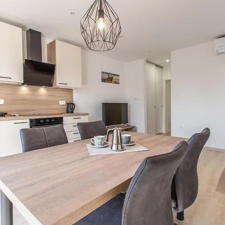 Apartment 1 Bedroom Amazing In